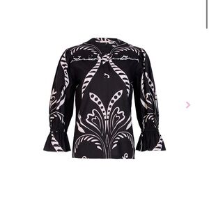 NWT Beyond by Vera Blouse